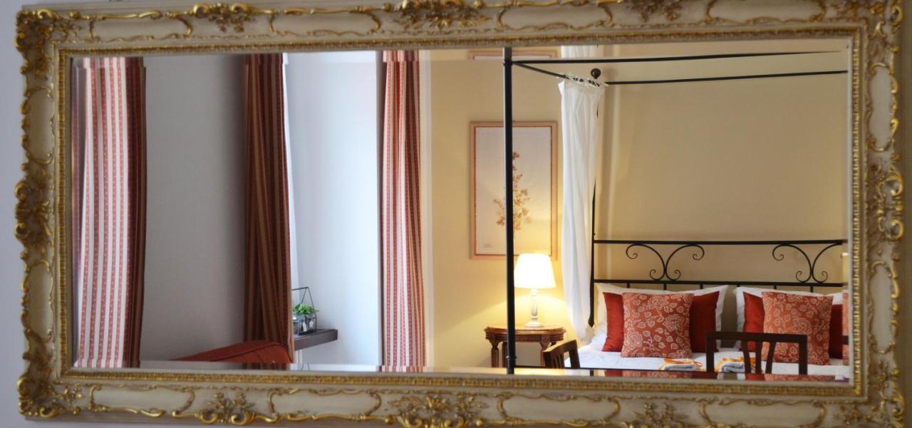 My Suite Home - Riva Del Garda Buitenkant foto